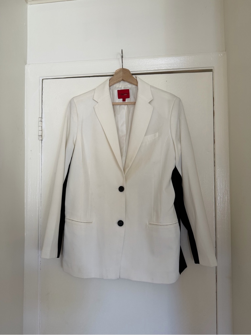 Narcisco Rodriguez Women's Off-White Blazer with Black Side Panels